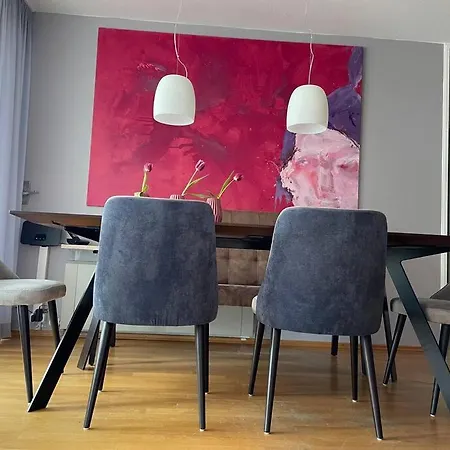 Lägenhet Haus Mit Grossem Garten